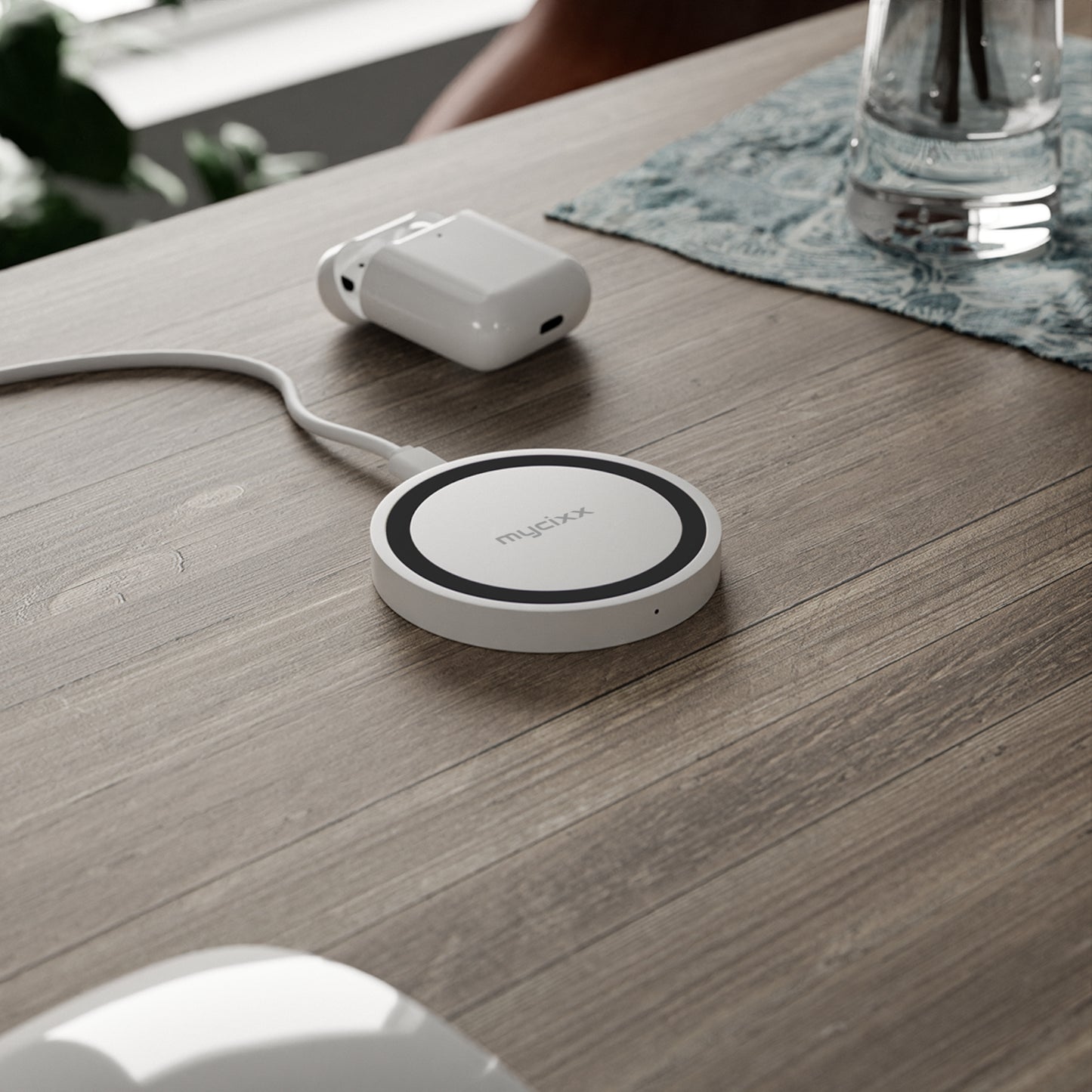 Modern Wireless Charging Pad, Minimalist Charging Station, Desk Accessory, Tech Gift, Home Office Decor, Personalized Charging